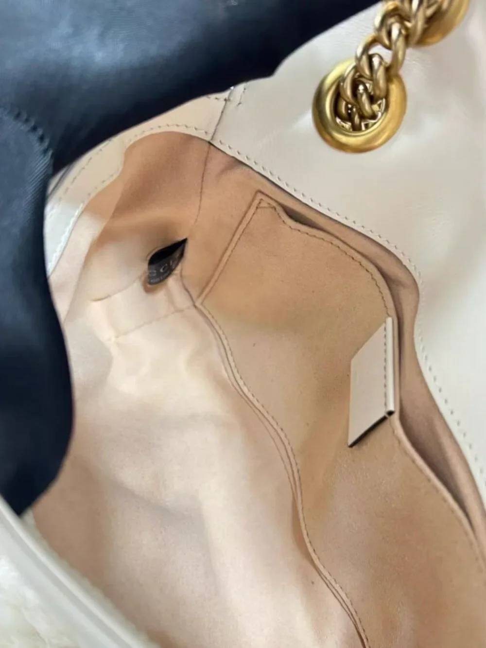 Gucci White GG Marmont Chevron Quilt Chain Shoulder Bag